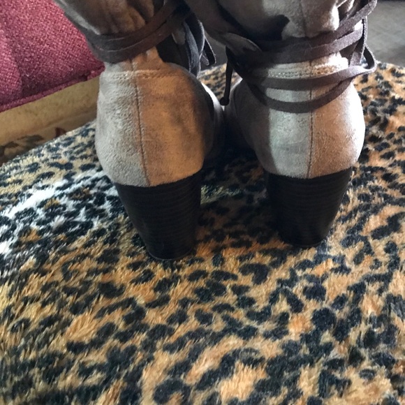 Booties - Picture 5 of 6